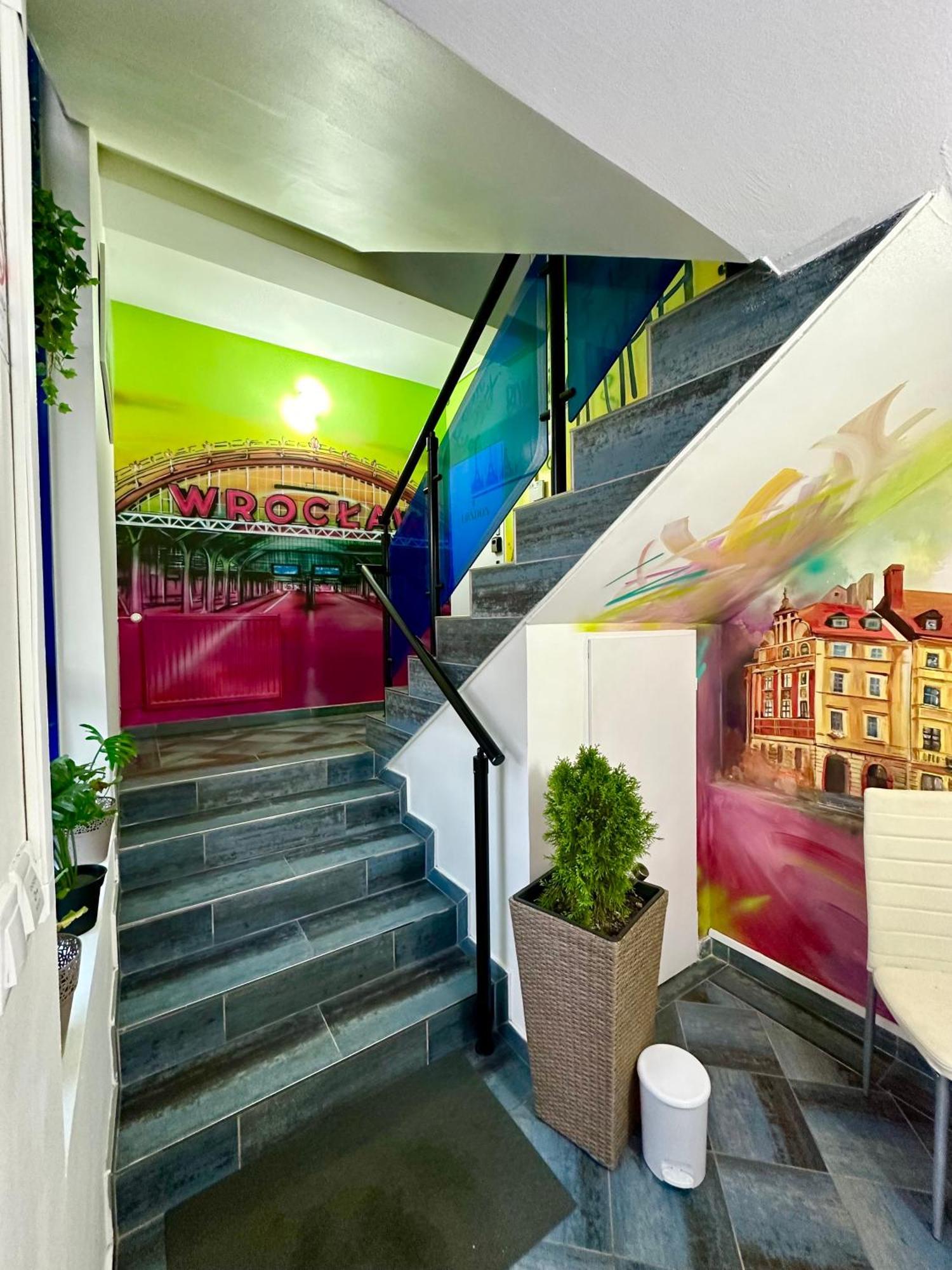 City Place Noclegi Wrocław Exteriör bild